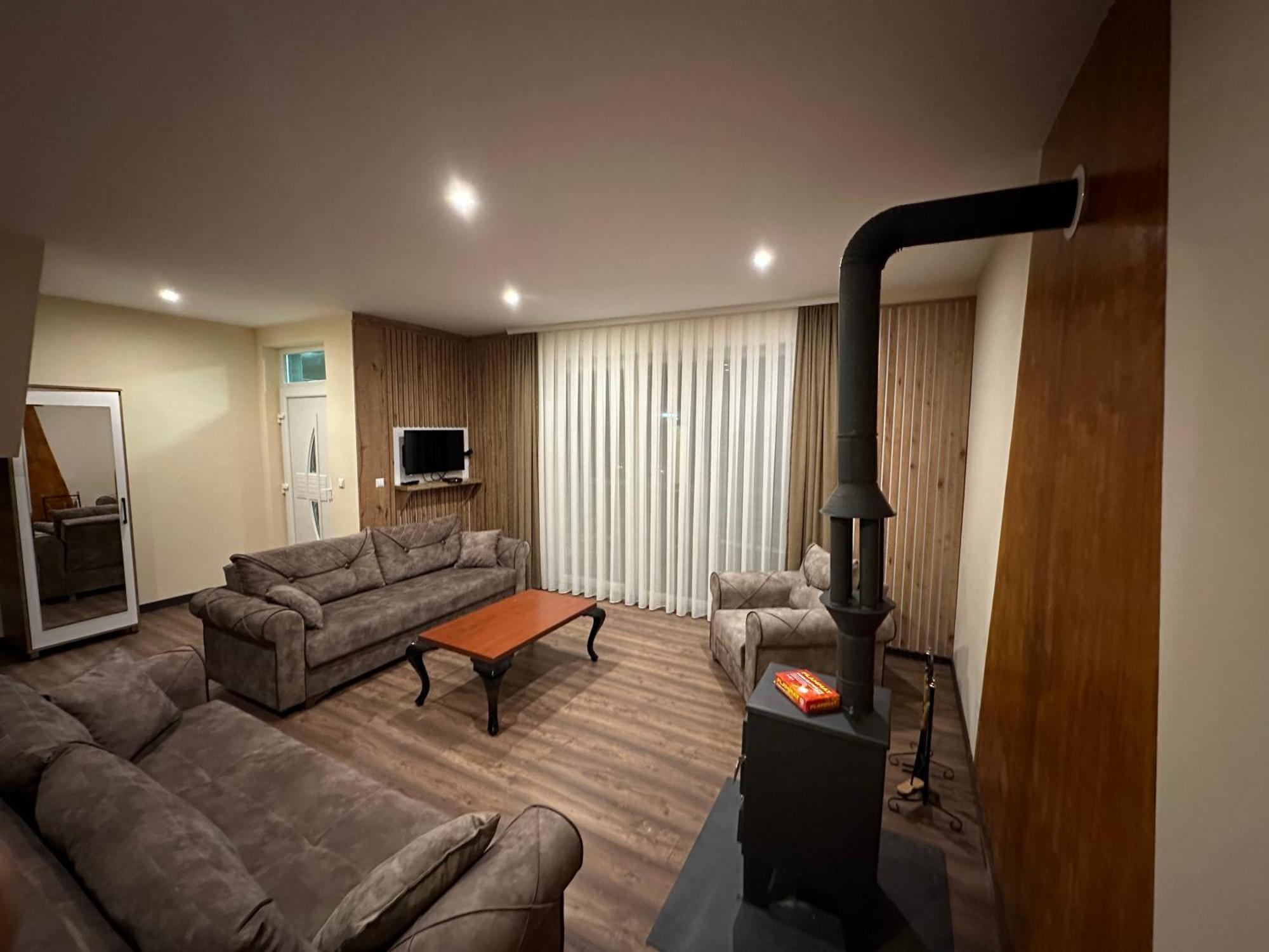 Hotel Panorama Rugove 佩奇 外观 照片