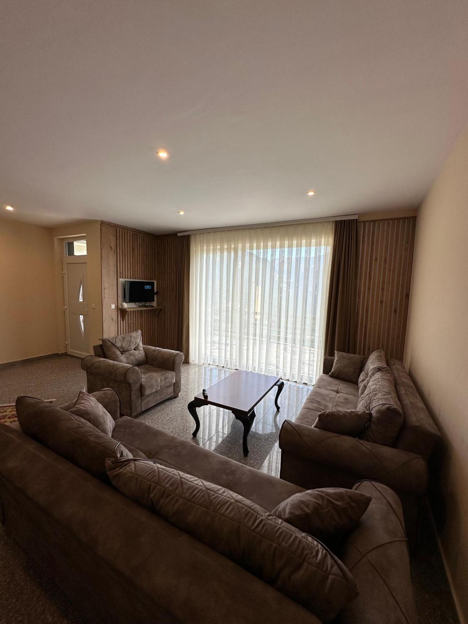 Hotel Panorama Rugove 佩奇 外观 照片