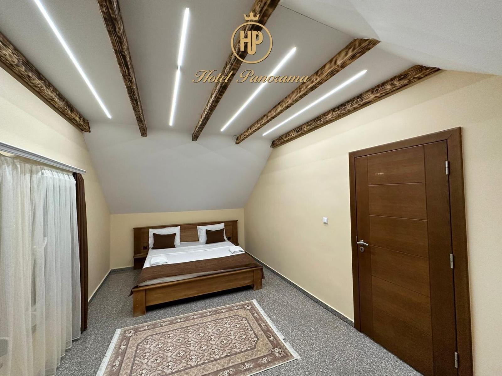 Hotel Panorama Rugove 佩奇 外观 照片
